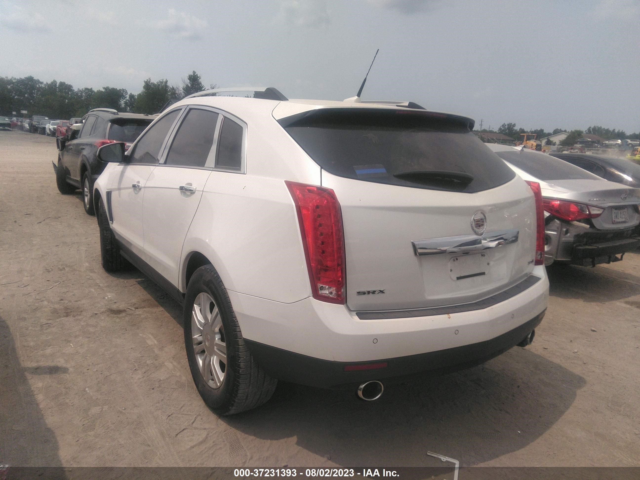 Photo 2 VIN: 3GYFNBE35ES538083 - CADILLAC SRX 