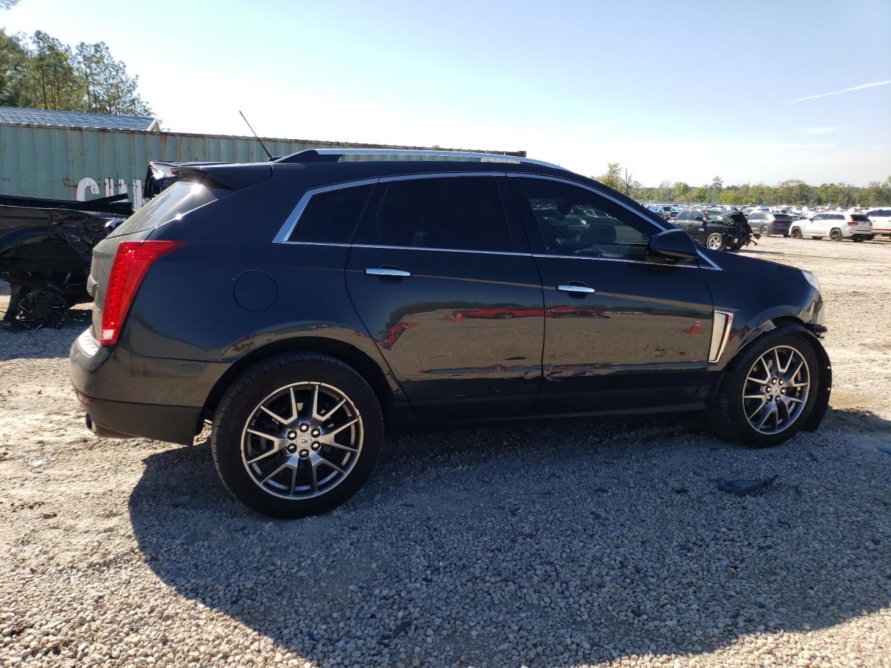 Photo 2 VIN: 3GYFNBE36FS541818 - CADILLAC SRX 