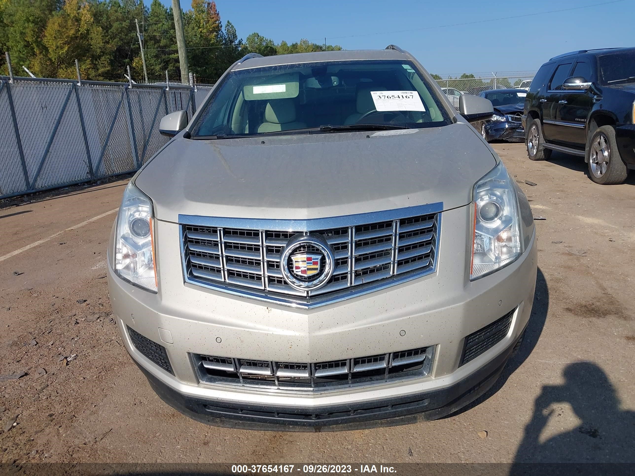 Photo 11 VIN: 3GYFNBE37FS607700 - CADILLAC SRX 