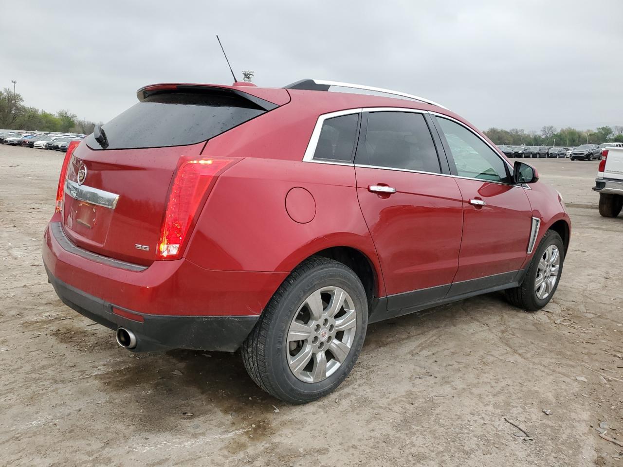 Photo 2 VIN: 3GYFNBE38FS627194 - CADILLAC SRX 