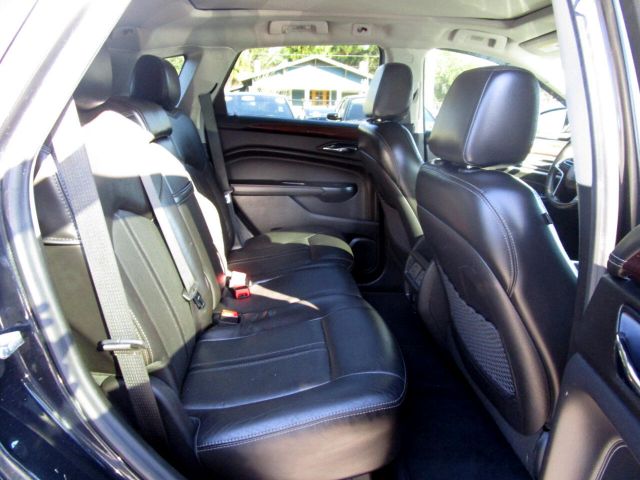 Photo 9 VIN: 3GYFNBE39ES608197 - CADILLAC SRX 