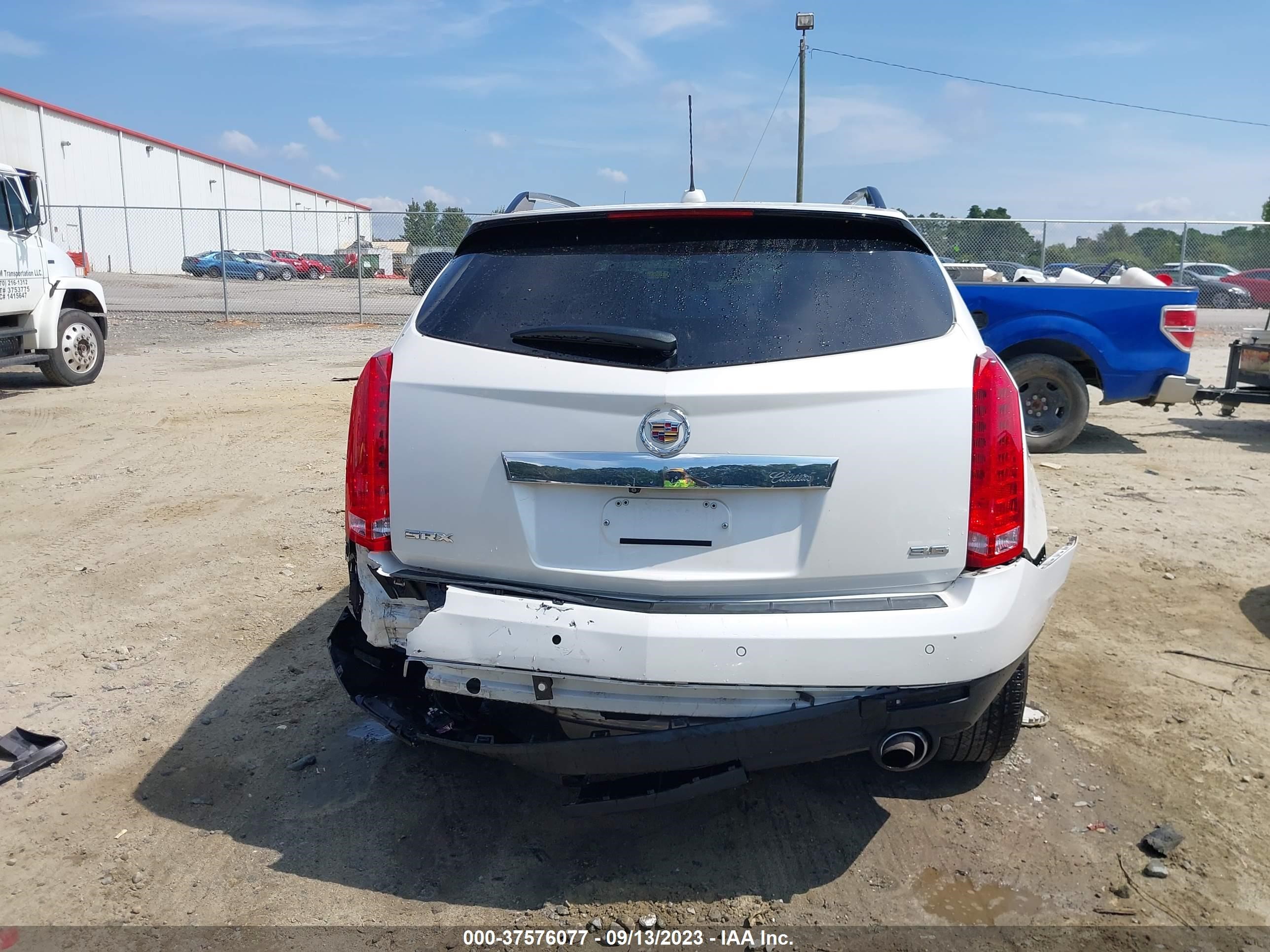 Photo 15 VIN: 3GYFNBE39FS578913 - CADILLAC SRX 