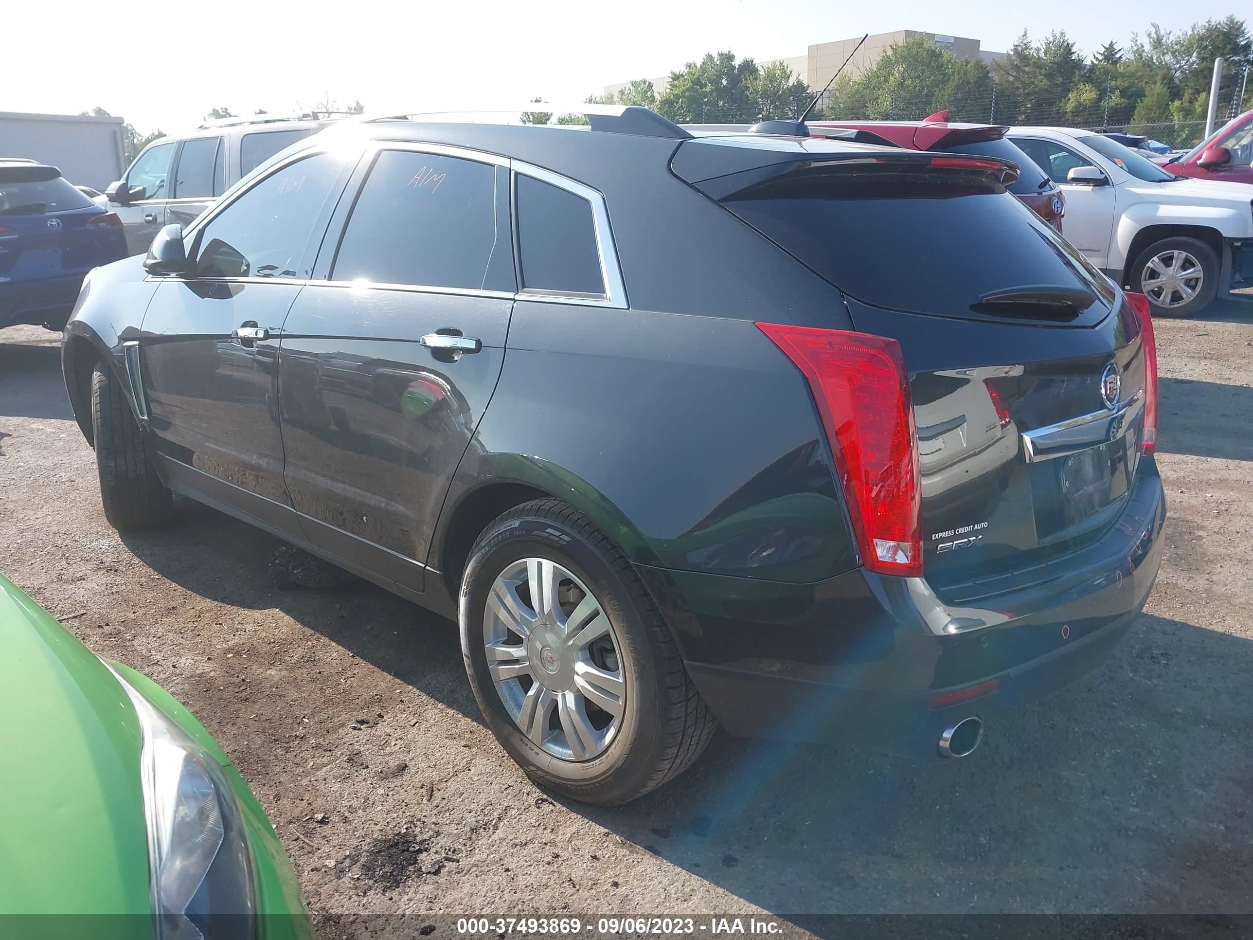 Photo 2 VIN: 3GYFNBE39FS596165 - CADILLAC SRX 