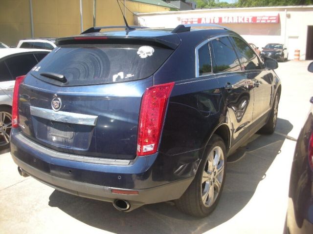 Photo 2 VIN: 3GYFNBEY4AS602961 - CADILLAC SRX 