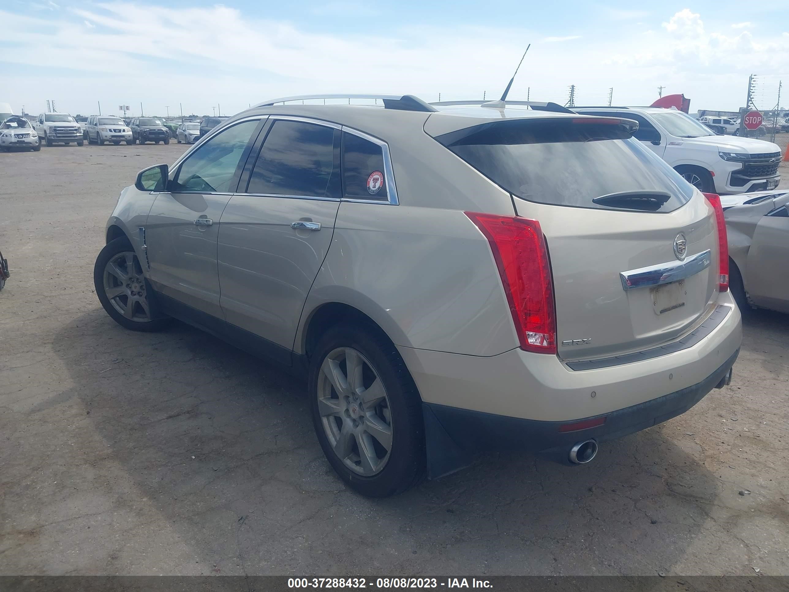 Photo 2 VIN: 3GYFNBEY6BS660331 - CADILLAC SRX 