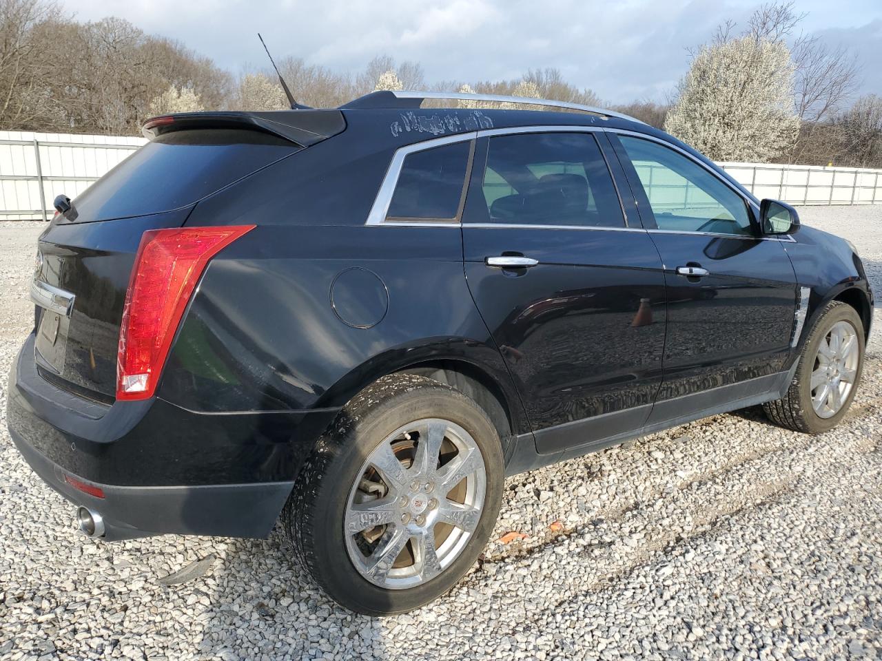 Photo 2 VIN: 3GYFNBEY8BS675428 - CADILLAC SRX 