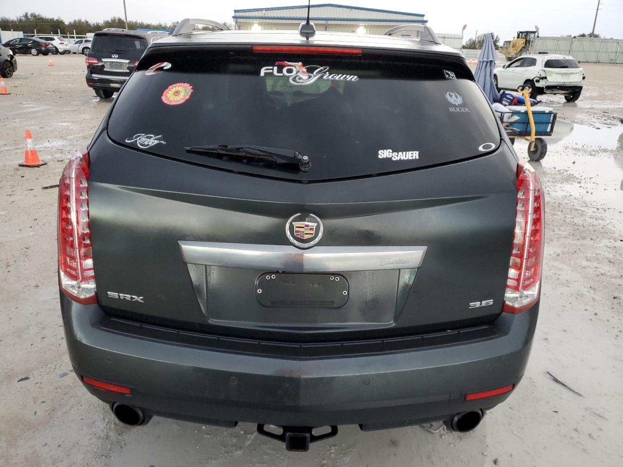 Photo 5 VIN: 3GYFNCE30GS563188 - CADILLAC SRX 