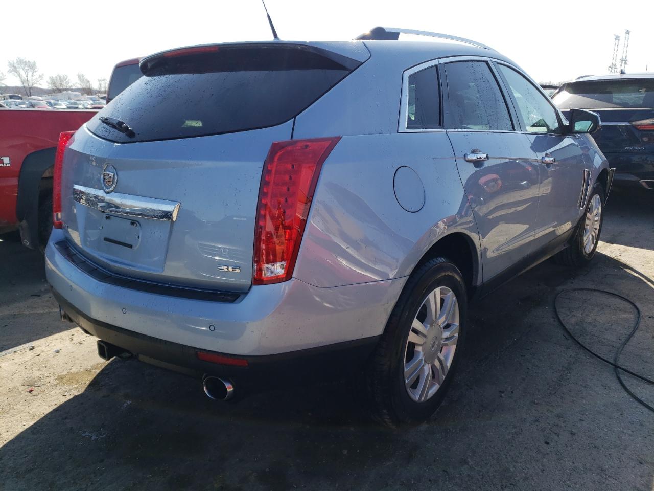 Photo 2 VIN: 3GYFNCE34DS638728 - CADILLAC SRX 