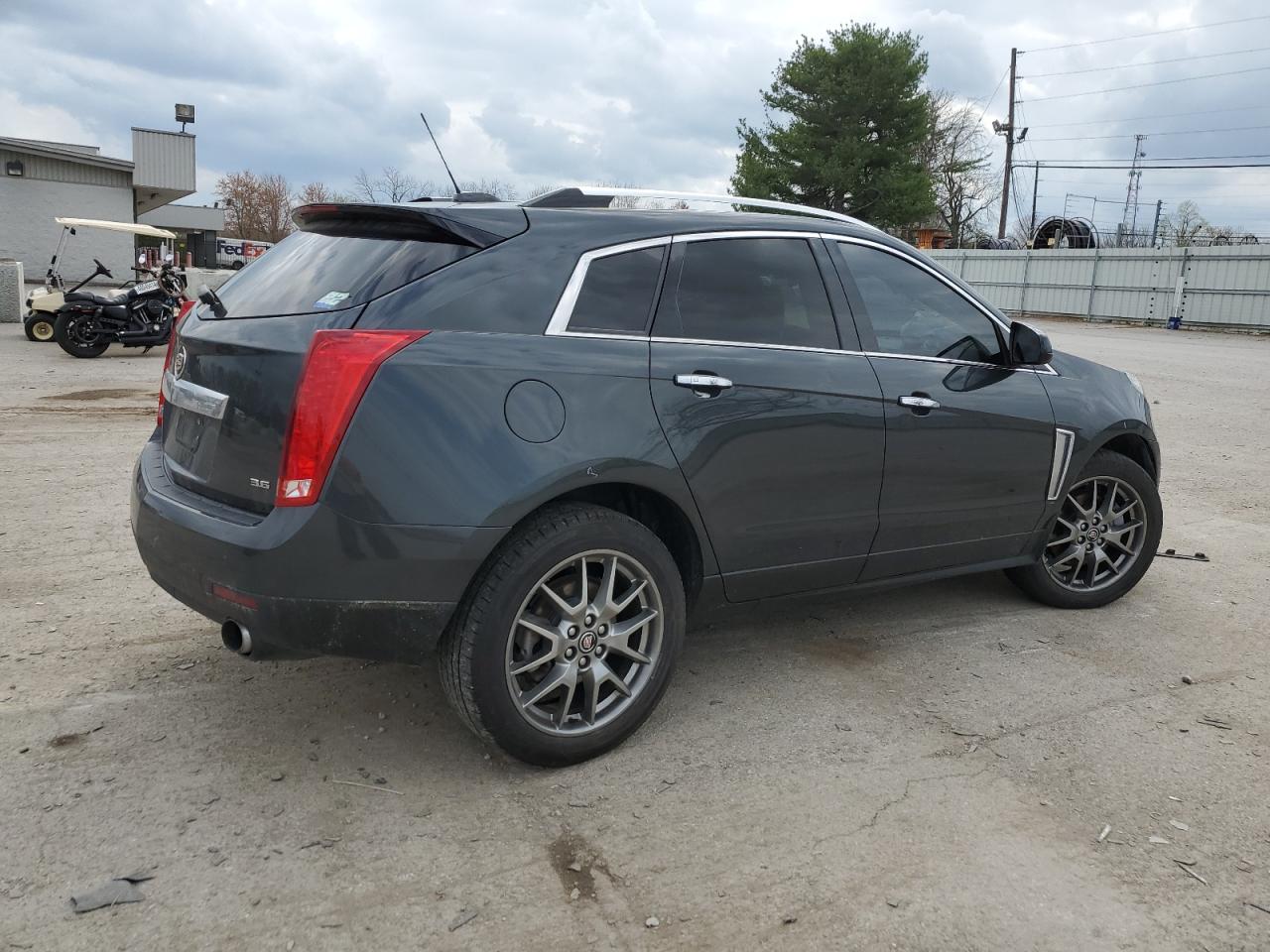 Photo 2 VIN: 3GYFNCE38FS529983 - CADILLAC SRX 