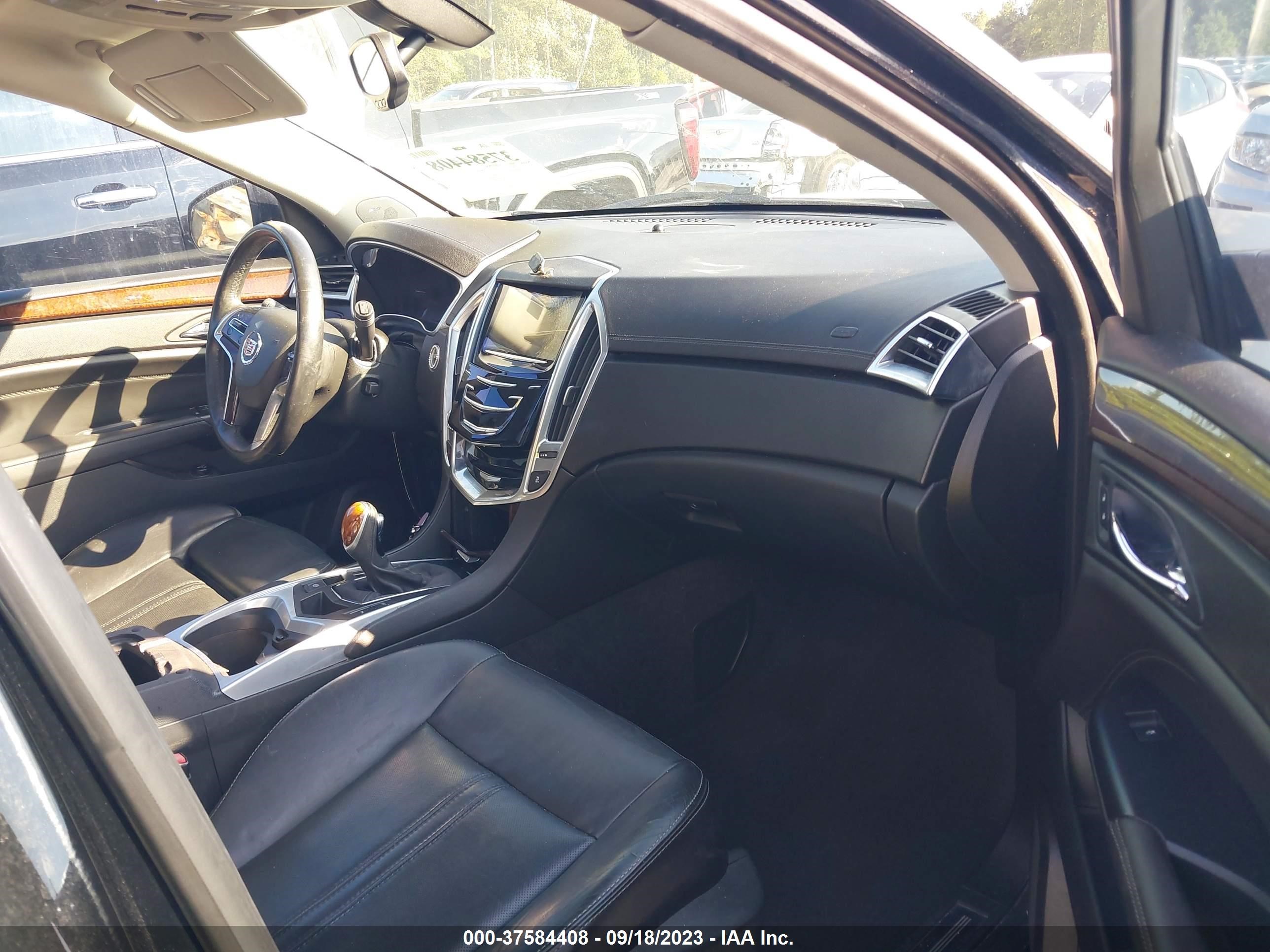 Photo 4 VIN: 3GYFNCE3XDS625286 - CADILLAC SRX 