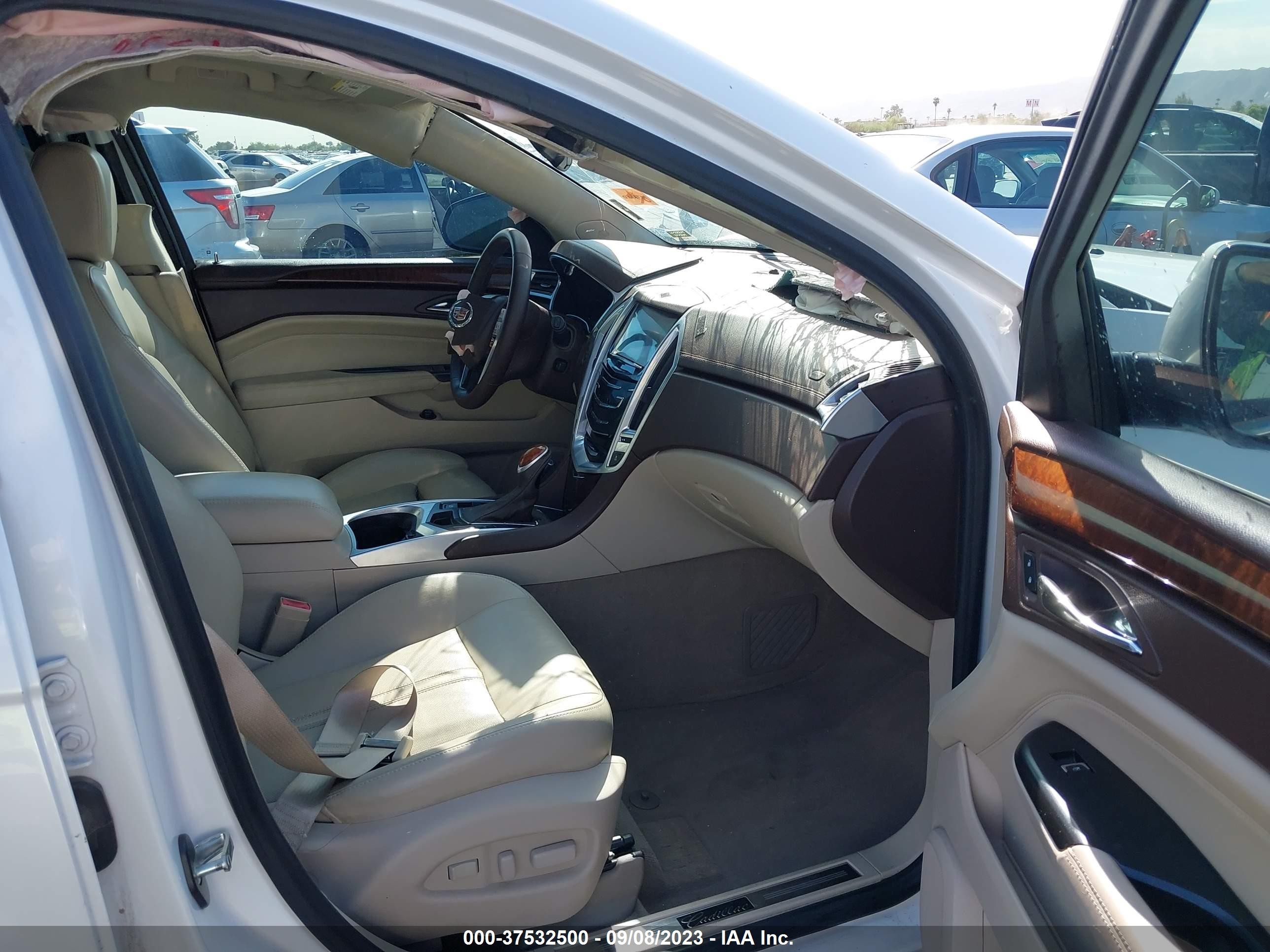 Photo 4 VIN: 3GYFNCE3XES675221 - CADILLAC SRX 