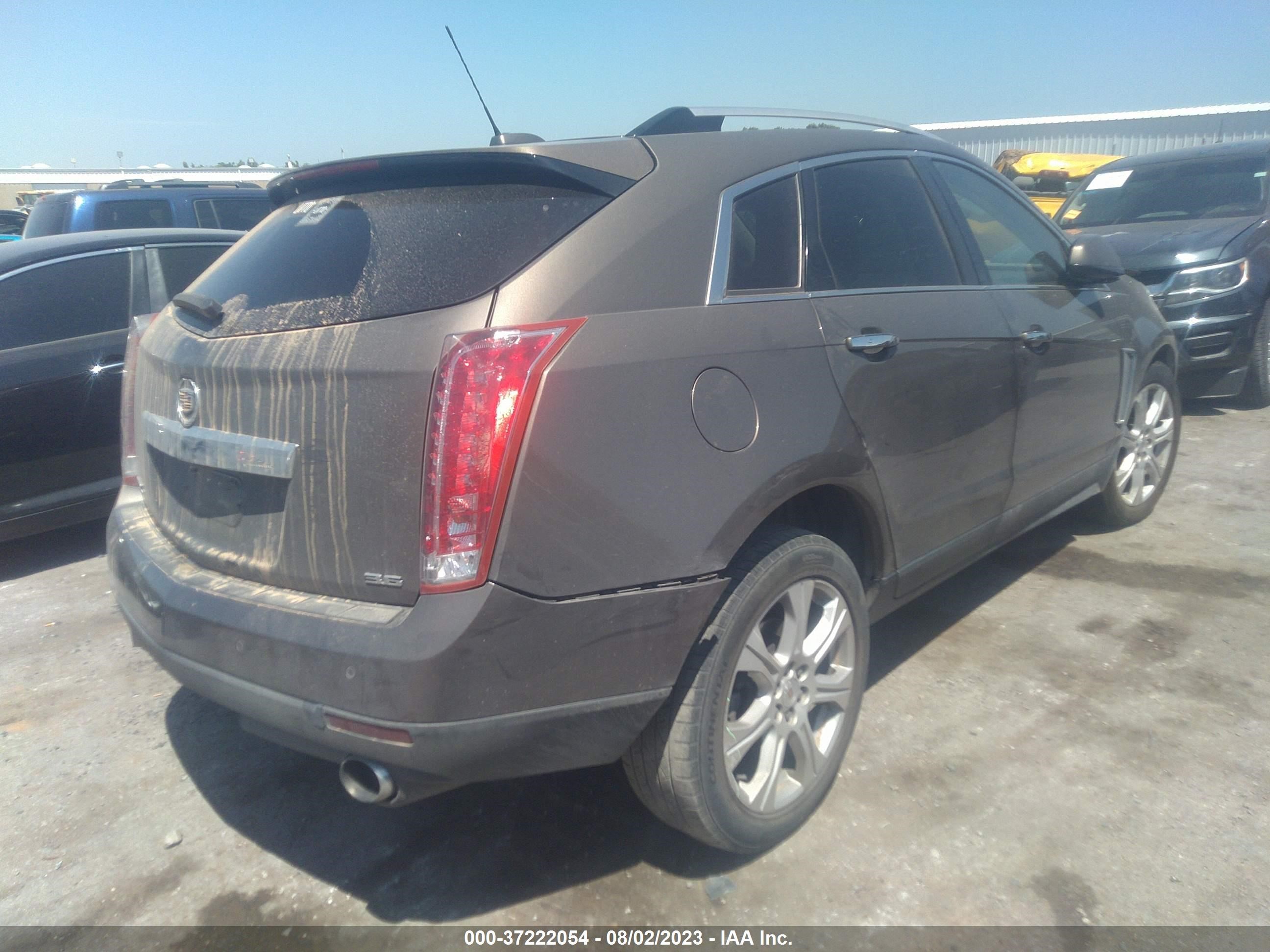 Photo 3 VIN: 3GYFNCE3XFS566128 - CADILLAC SRX 