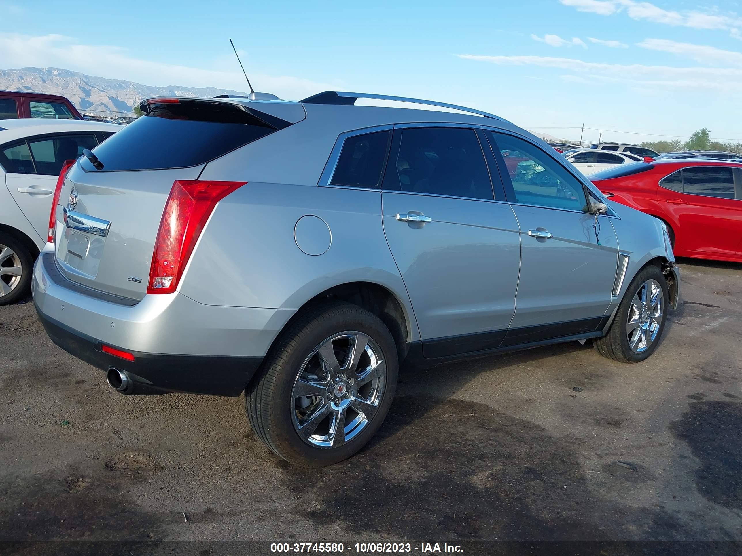 Photo 3 VIN: 3GYFNCE3XGS576188 - CADILLAC SRX 