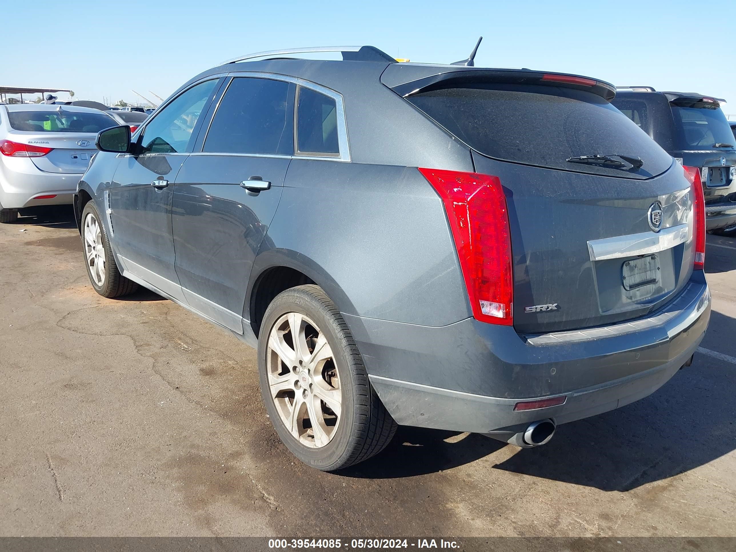 Photo 2 VIN: 3GYFNCEY2AS537632 - CADILLAC SRX 