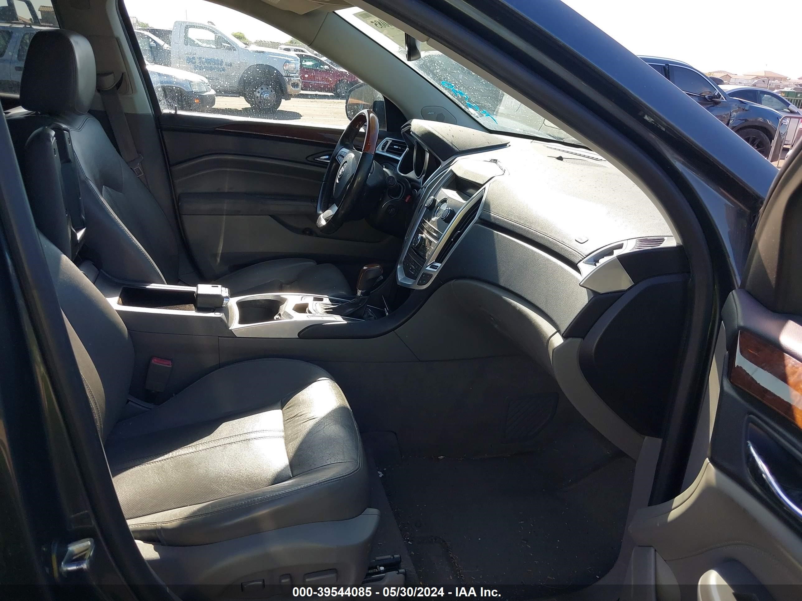 Photo 4 VIN: 3GYFNCEY2AS537632 - CADILLAC SRX 