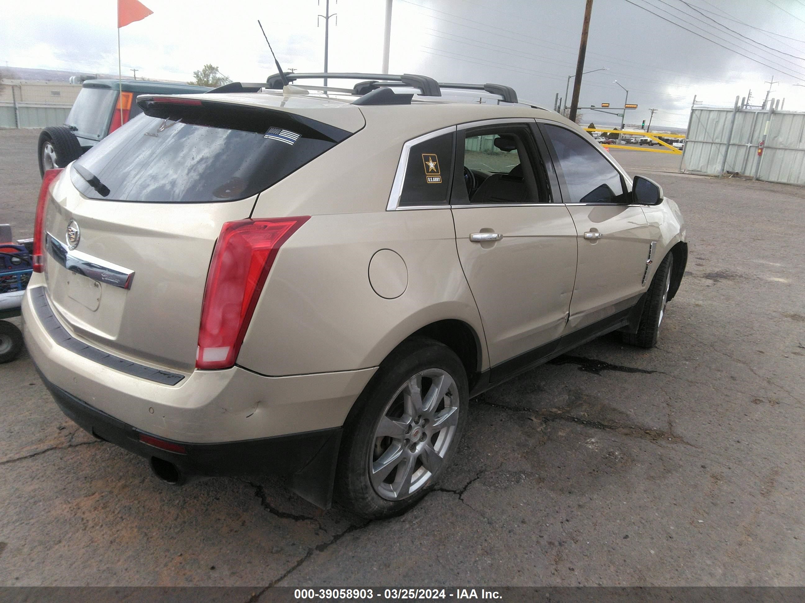 Photo 3 VIN: 3GYFNCEY6AS652945 - CADILLAC SRX 