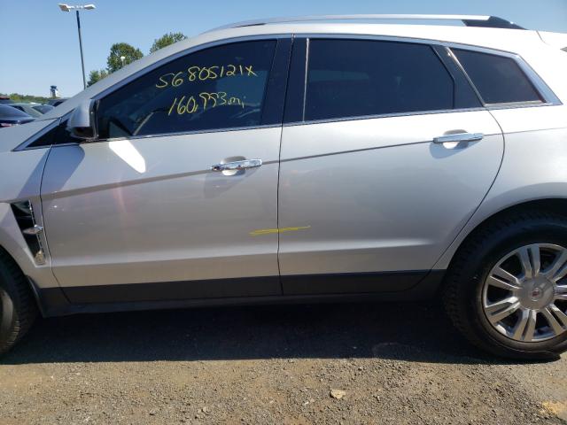 Photo 8 VIN: 3GYFNDE31CS504313 - CADILLAC SRX LUXURY 