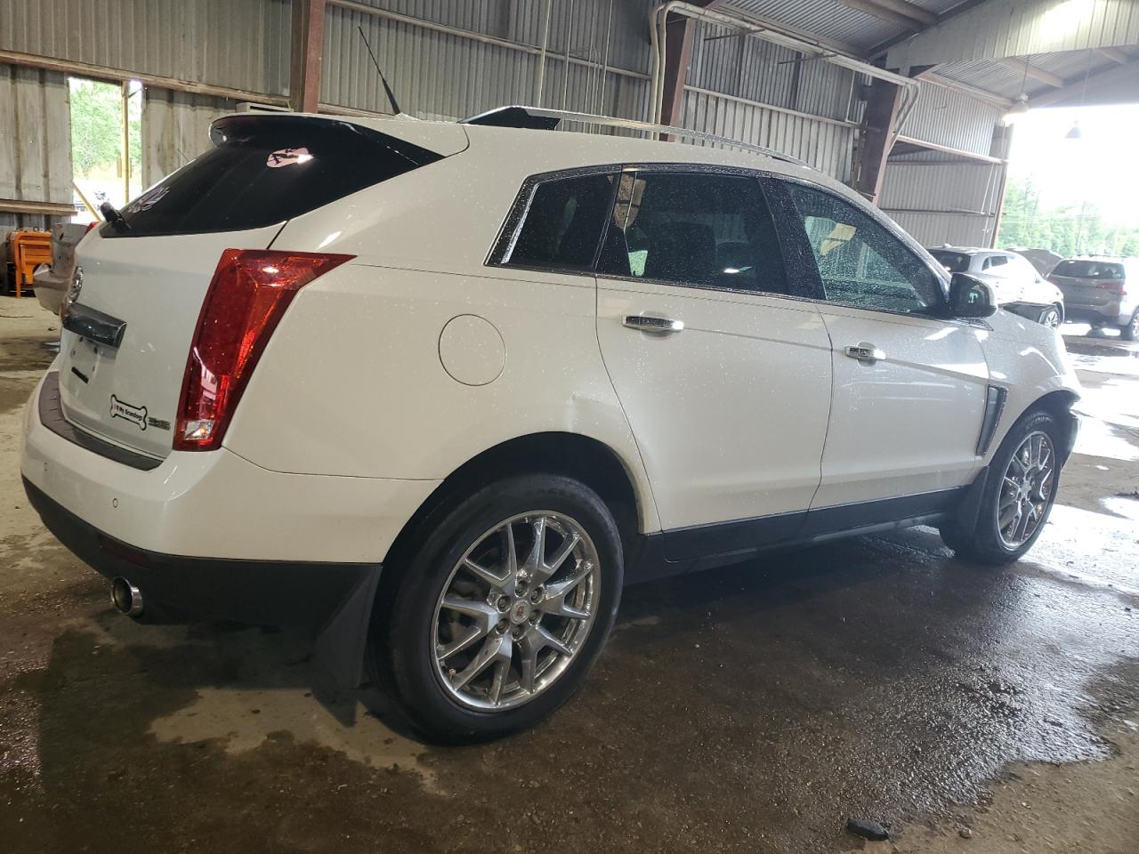 Photo 2 VIN: 3GYFNDE35DS649534 - CADILLAC SRX 