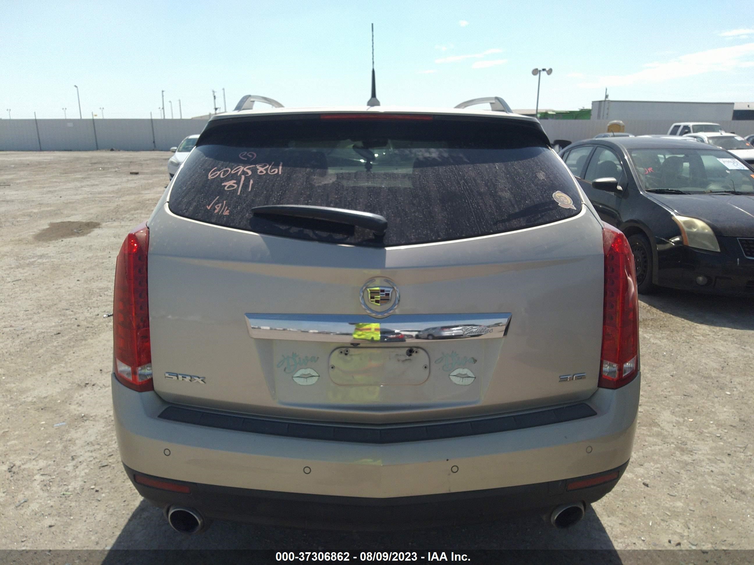 Photo 15 VIN: 3GYFNDE3XDS647262 - CADILLAC SRX 