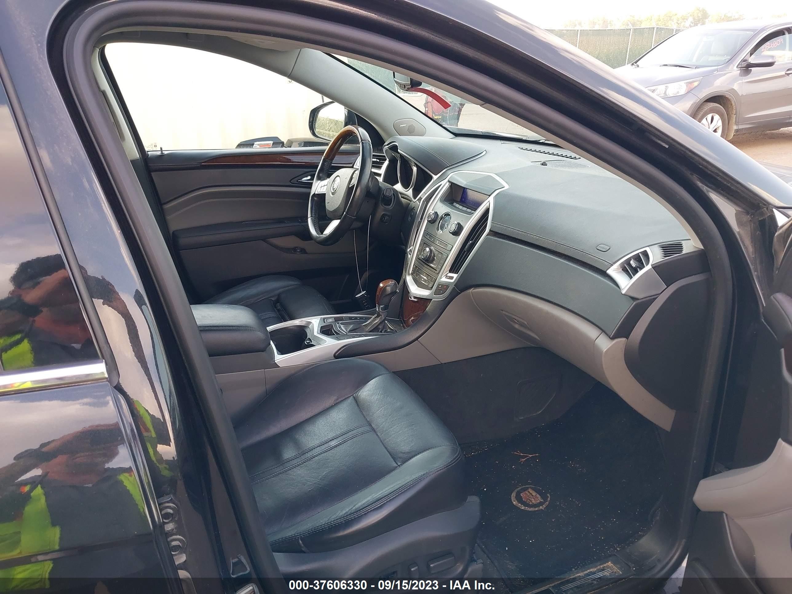 Photo 4 VIN: 3GYFNDEY2BS517047 - CADILLAC SRX 