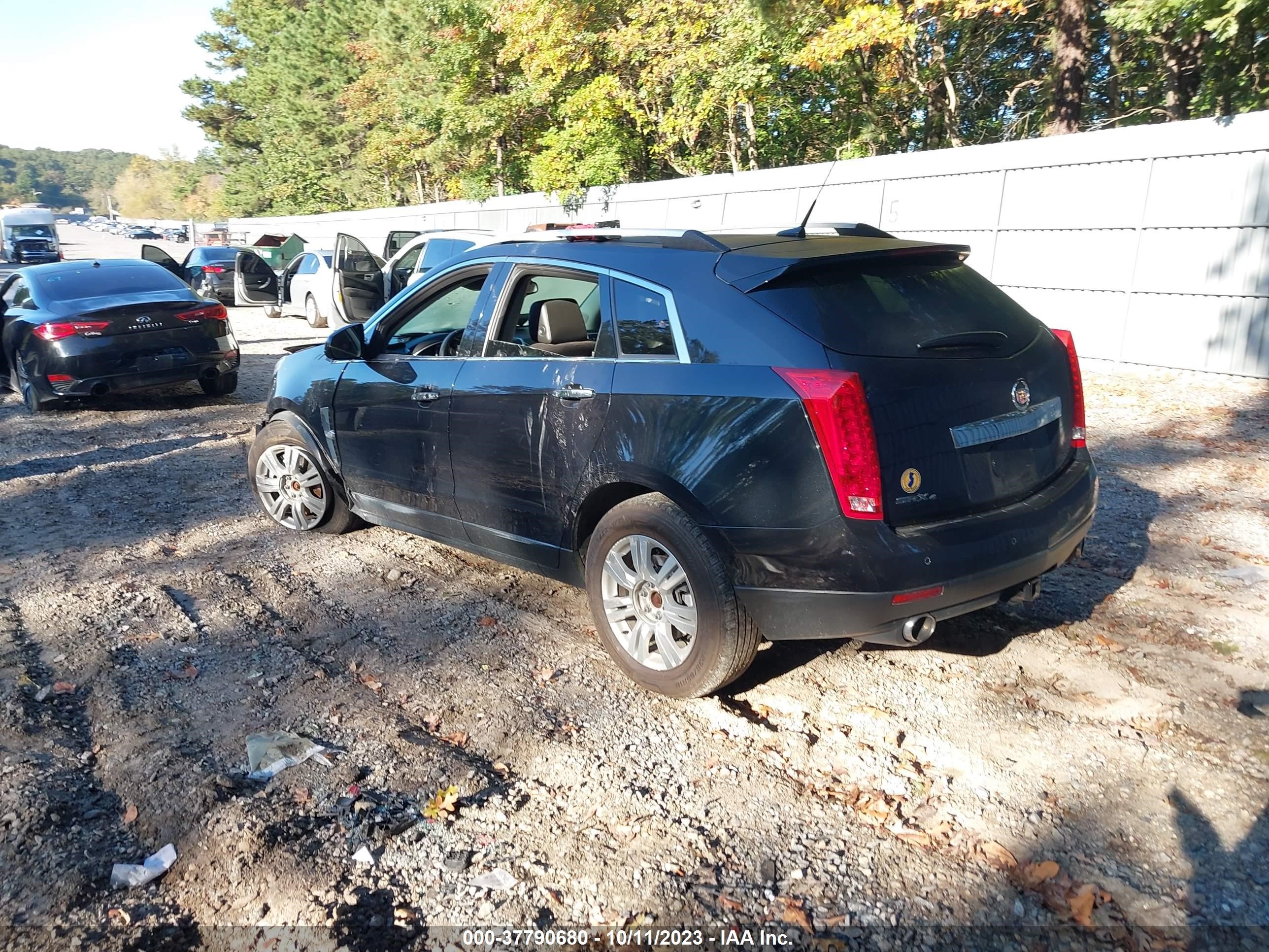 Photo 2 VIN: 3GYFNDEY7BS614292 - CADILLAC SRX 