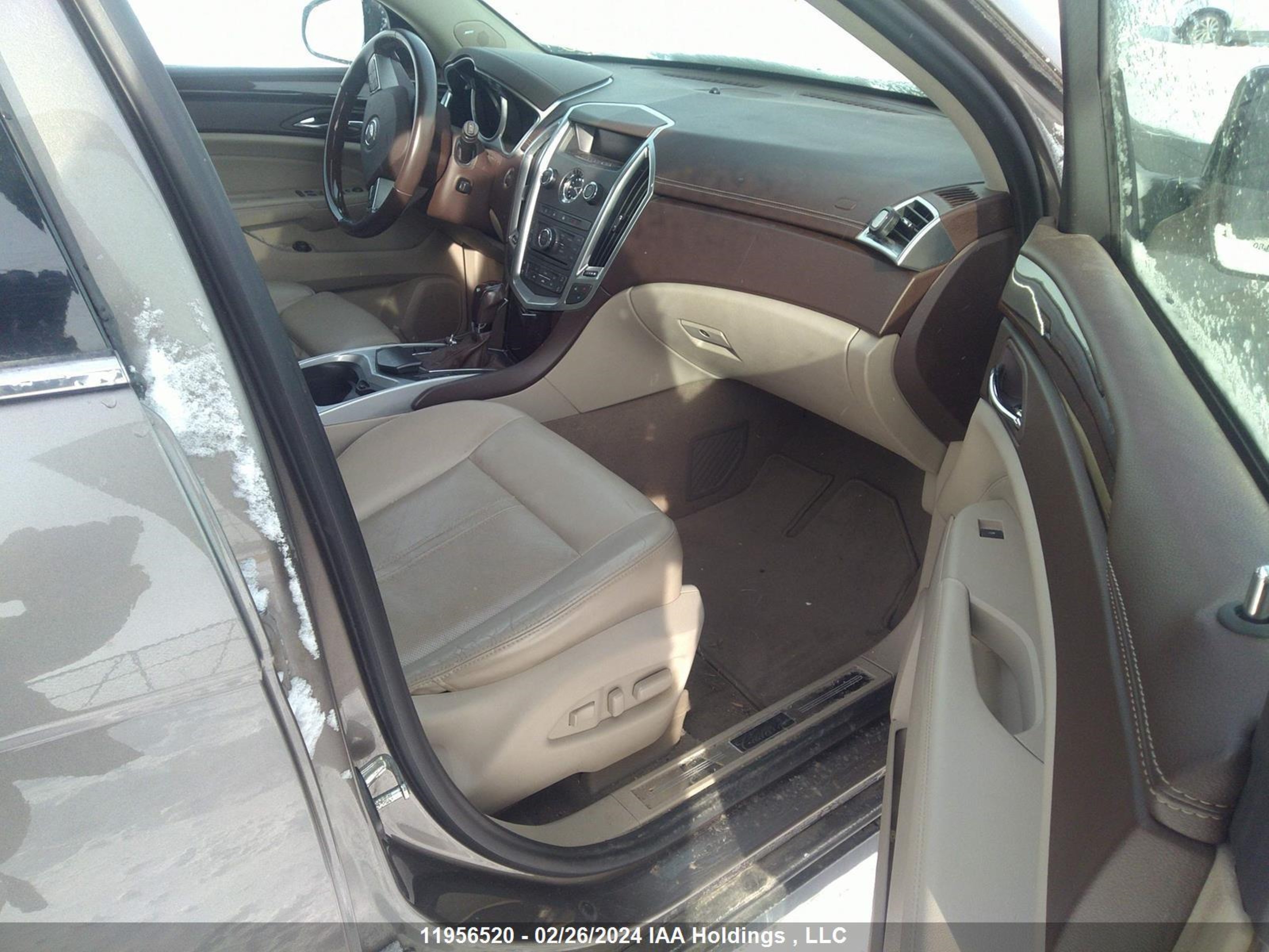 Photo 4 VIN: 3GYFNDEYXBS617266 - CADILLAC SRX 