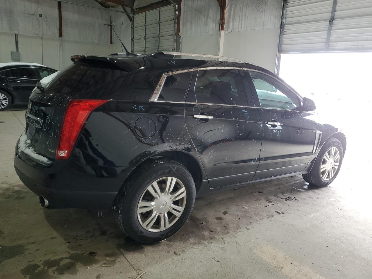 Photo 2 VIN: 3GYFNEE31ES665415 - CADILLAC SRX 