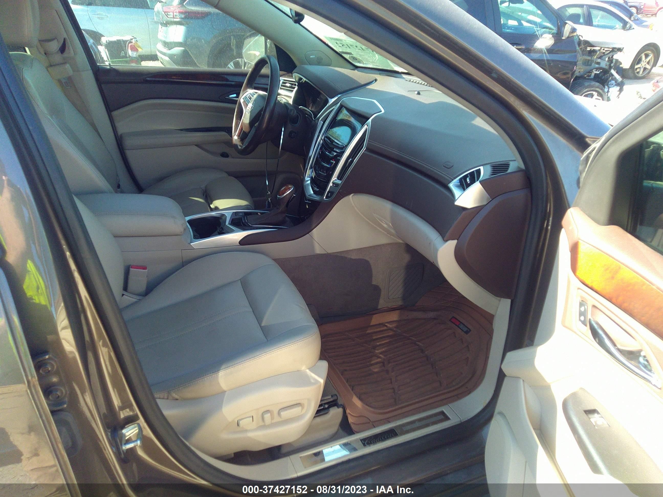 Photo 4 VIN: 3GYFNEE33FS541373 - CADILLAC SRX 