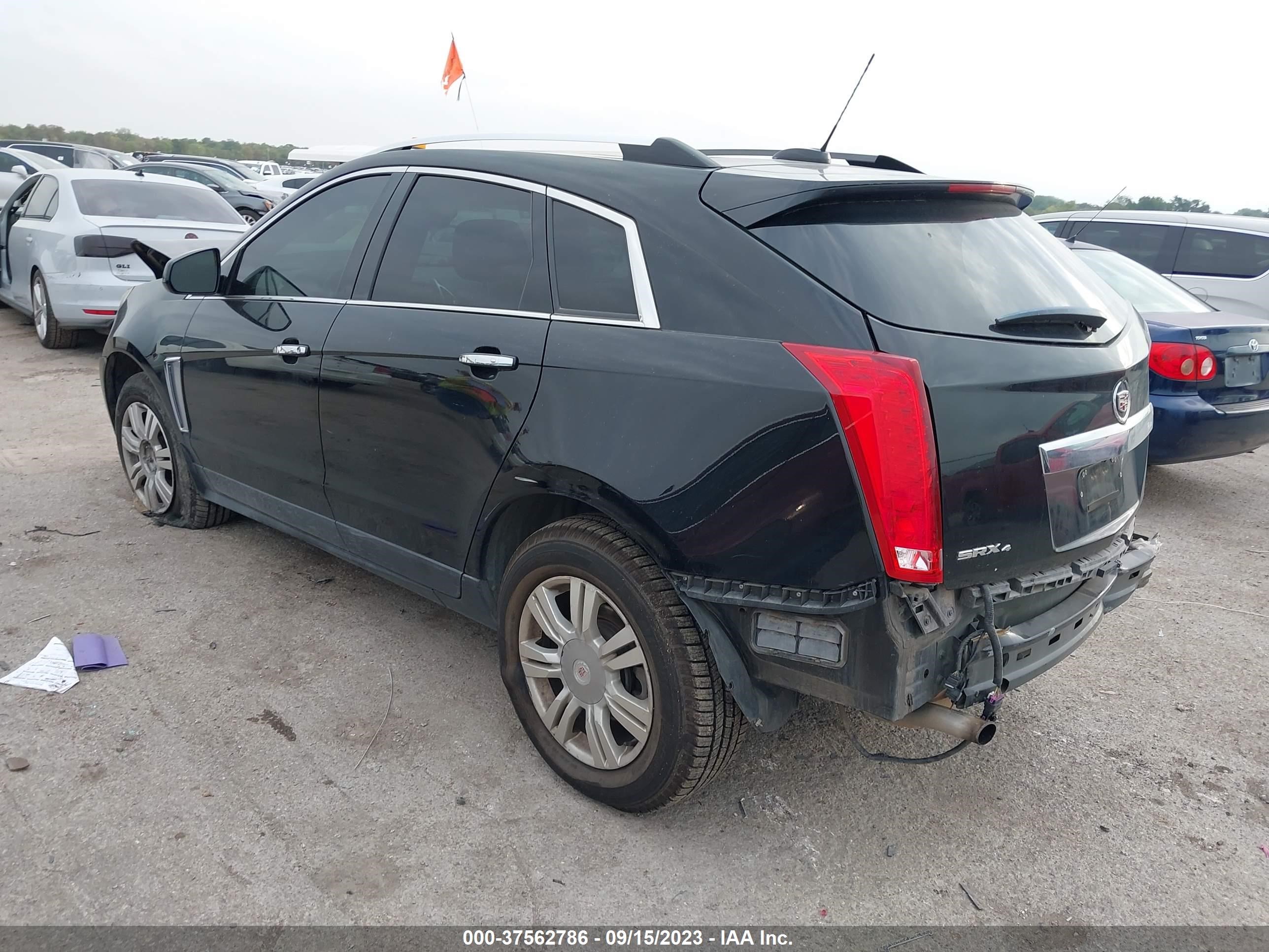 Photo 2 VIN: 3GYFNEE33FS619912 - CADILLAC SRX 