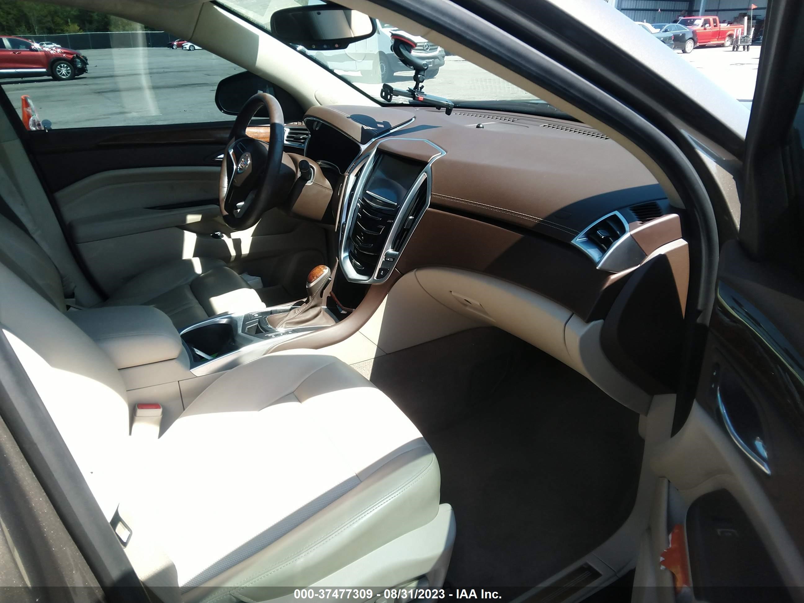 Photo 4 VIN: 3GYFNEE33GS530133 - CADILLAC SRX 