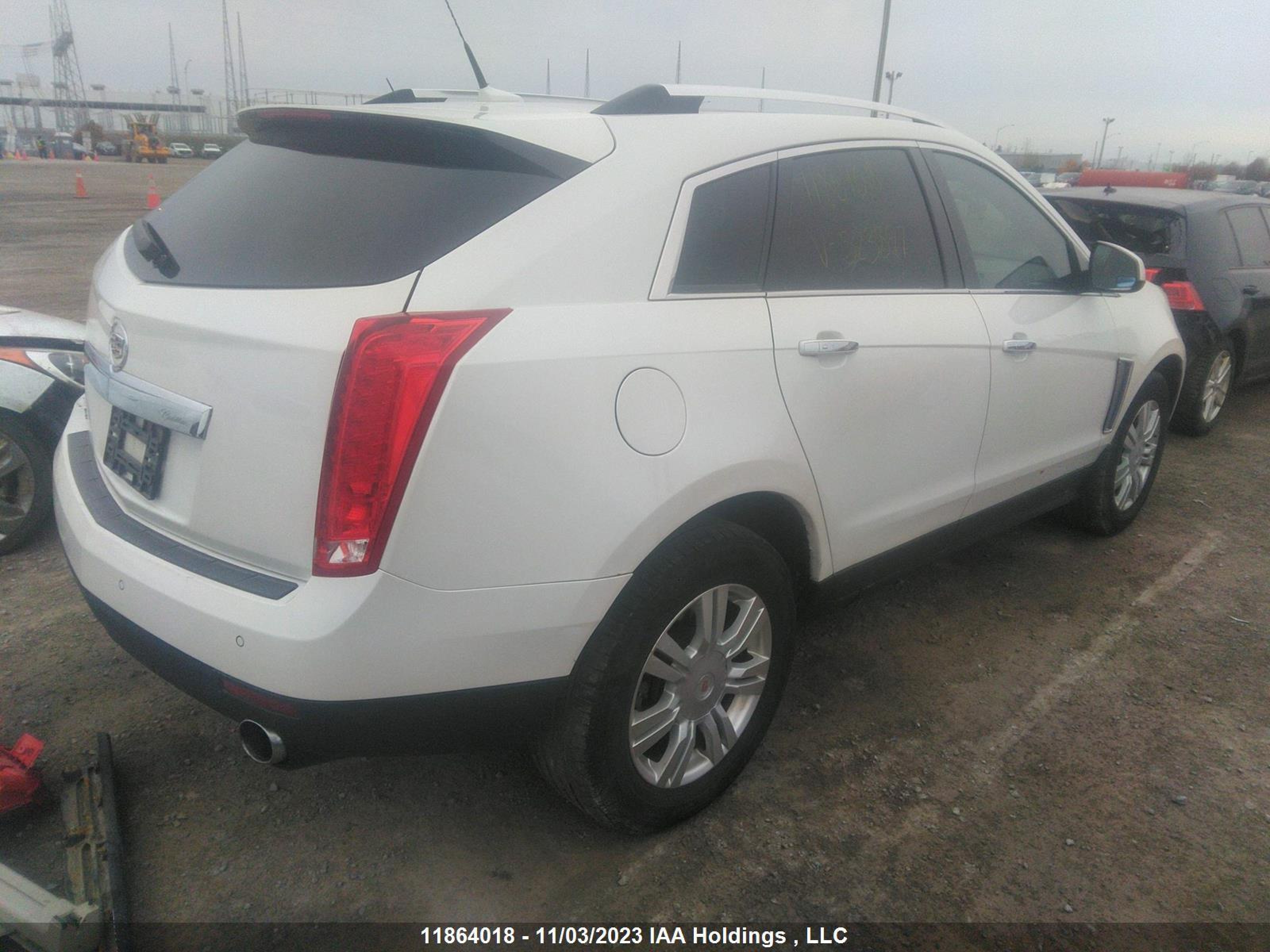 Photo 3 VIN: 3GYFNEE34ES523897 - CADILLAC SRX 