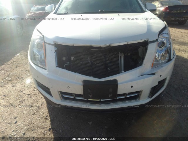 Photo 5 VIN: 3GYFNEE35ES662517 - CADILLAC SRX 