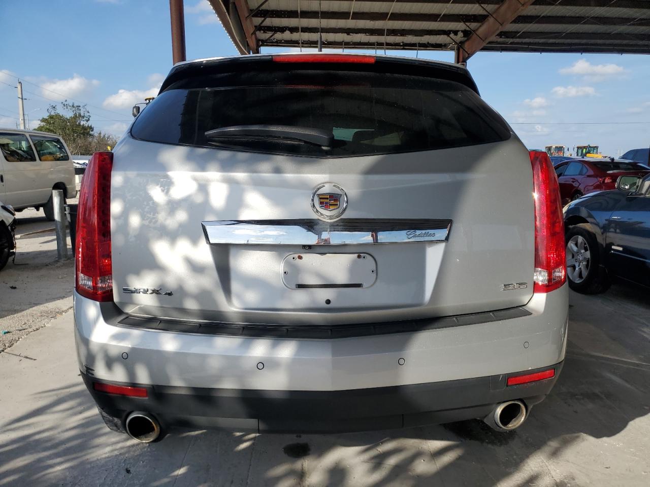 Photo 5 VIN: 3GYFNEE39ES596313 - CADILLAC SRX 