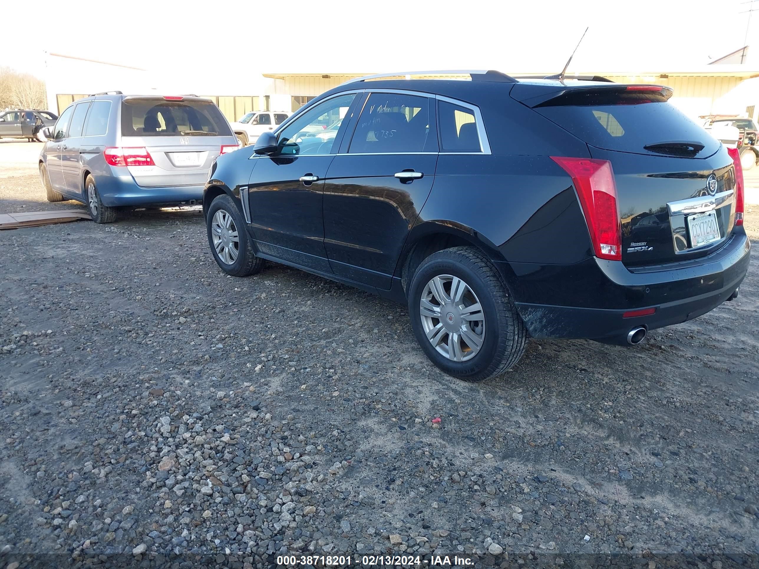 Photo 2 VIN: 3GYFNEE3XES617735 - CADILLAC SRX 