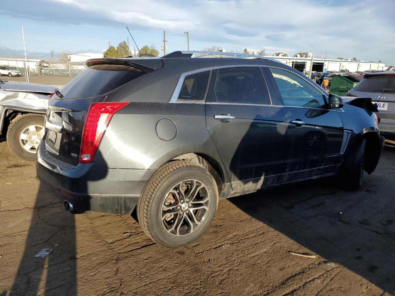 Photo 2 VIN: 3GYFNEE3XGS529853 - CADILLAC SRX 