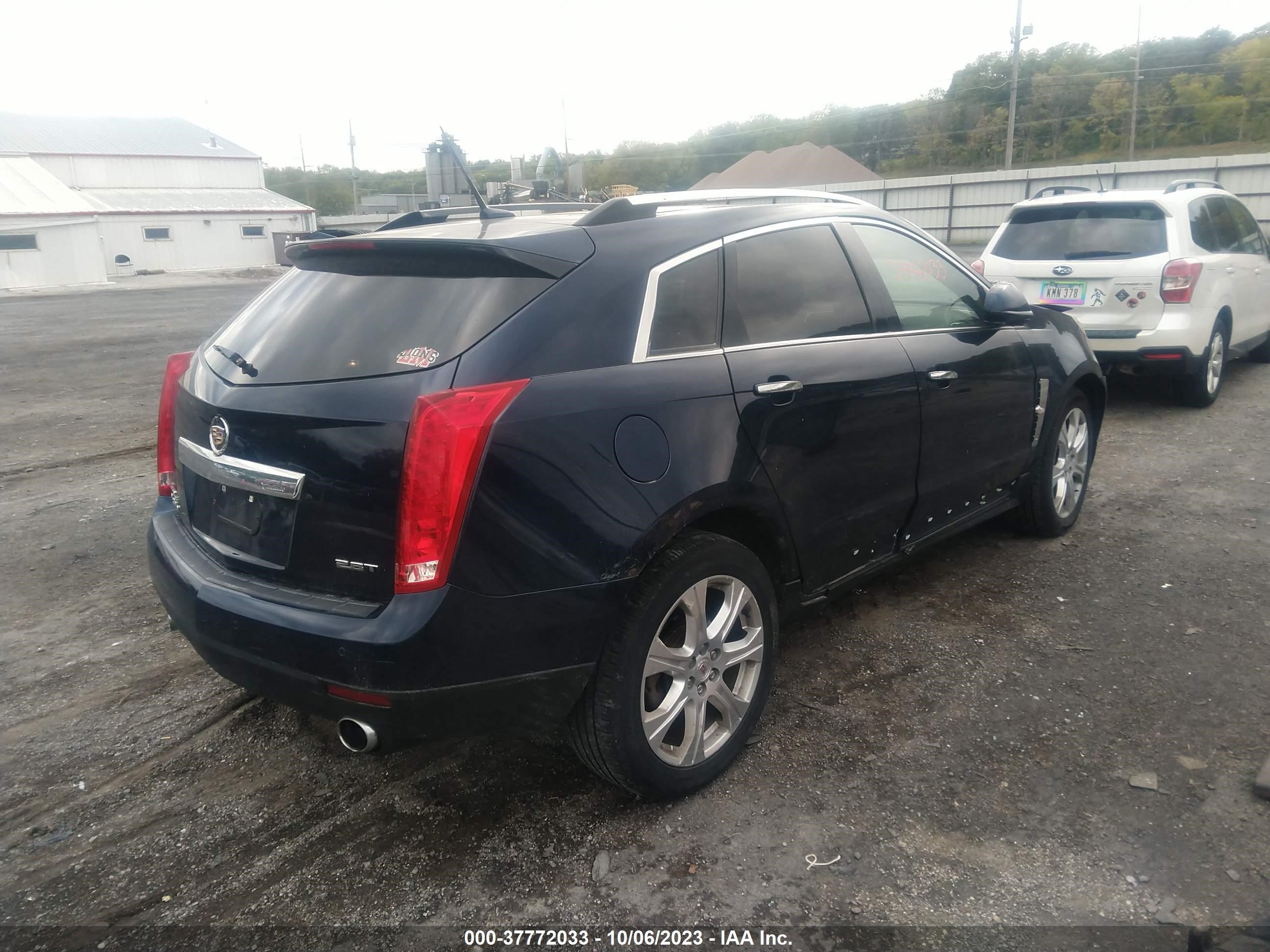 Photo 3 VIN: 3GYFNEE49AS510937 - CADILLAC SRX 