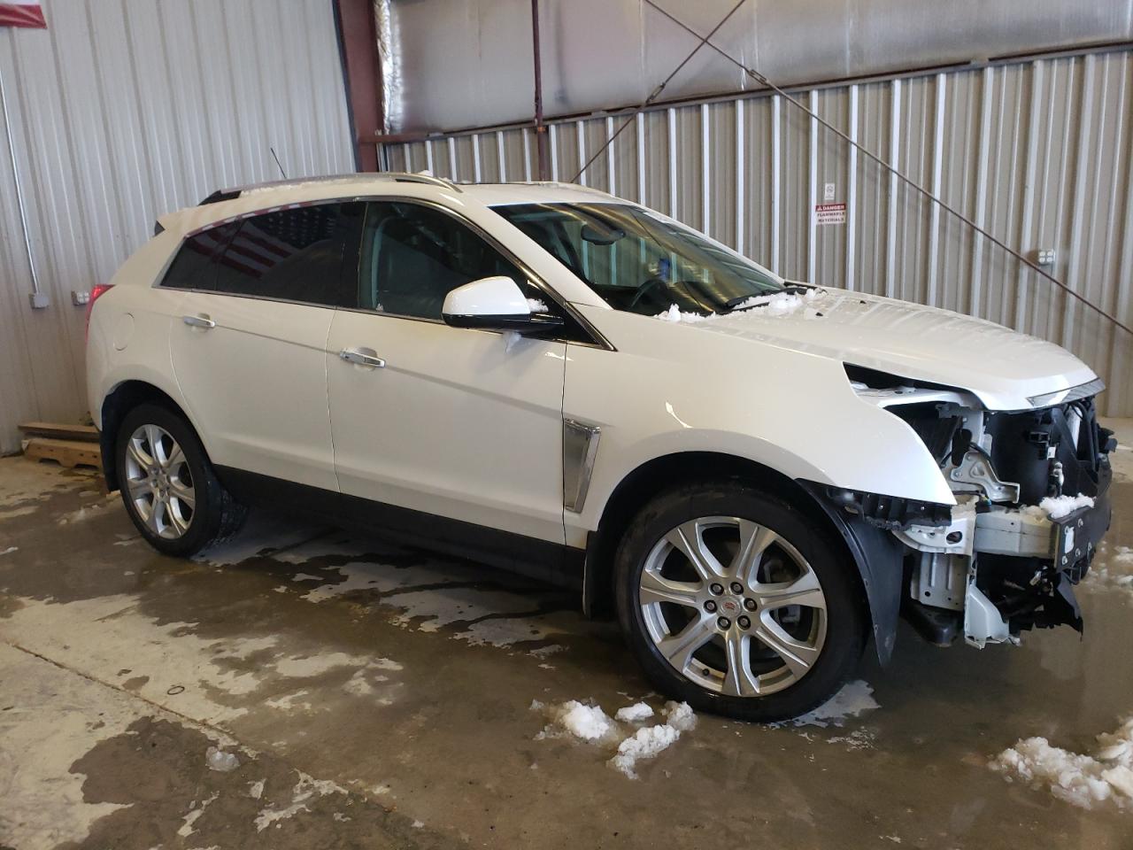 Photo 3 VIN: 3GYFNFE39FS611755 - CADILLAC SRX 