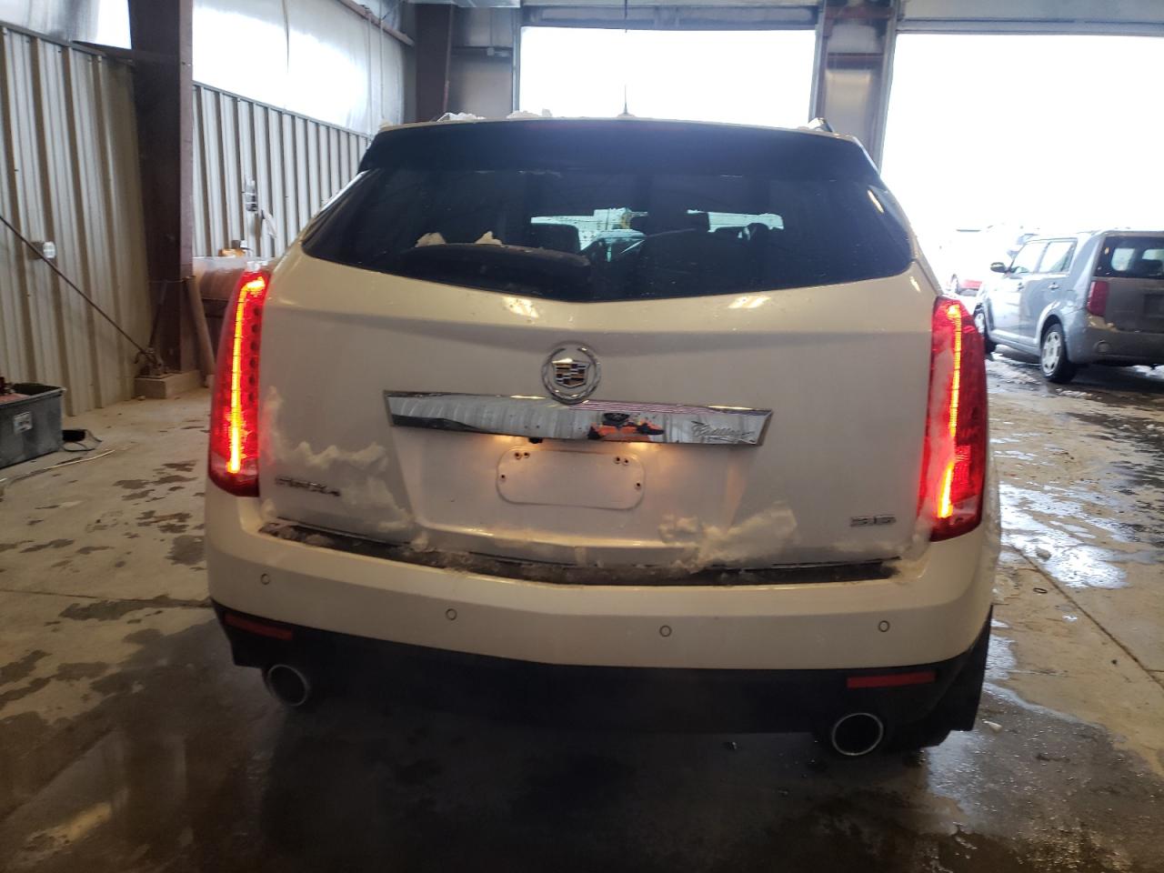 Photo 5 VIN: 3GYFNFE39FS611755 - CADILLAC SRX 