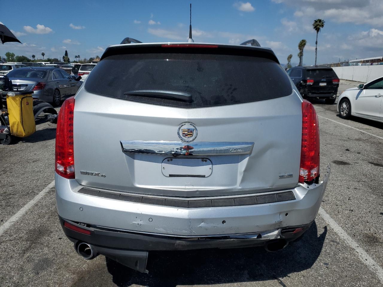 Photo 5 VIN: 3GYFNGE31DS561694 - CADILLAC SRX 