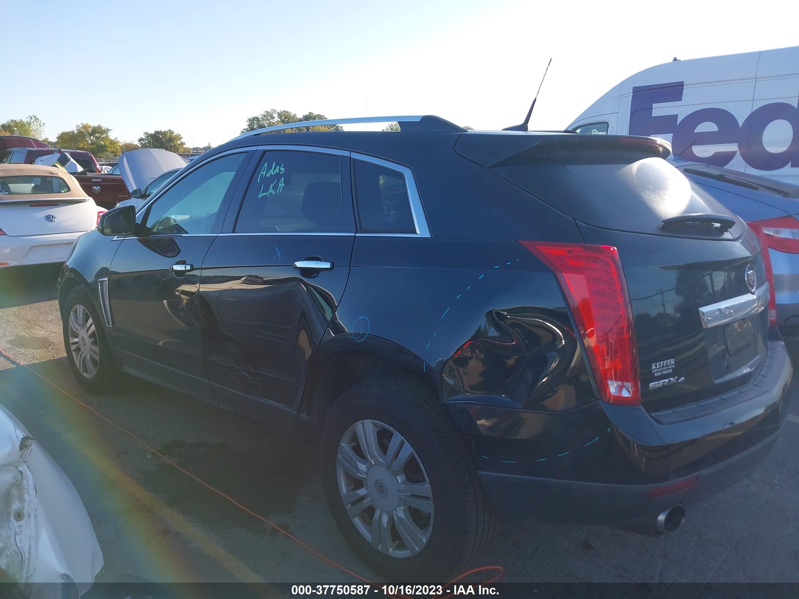 Photo 14 VIN: 3GYFNGE38DS615475 - CADILLAC SRX 