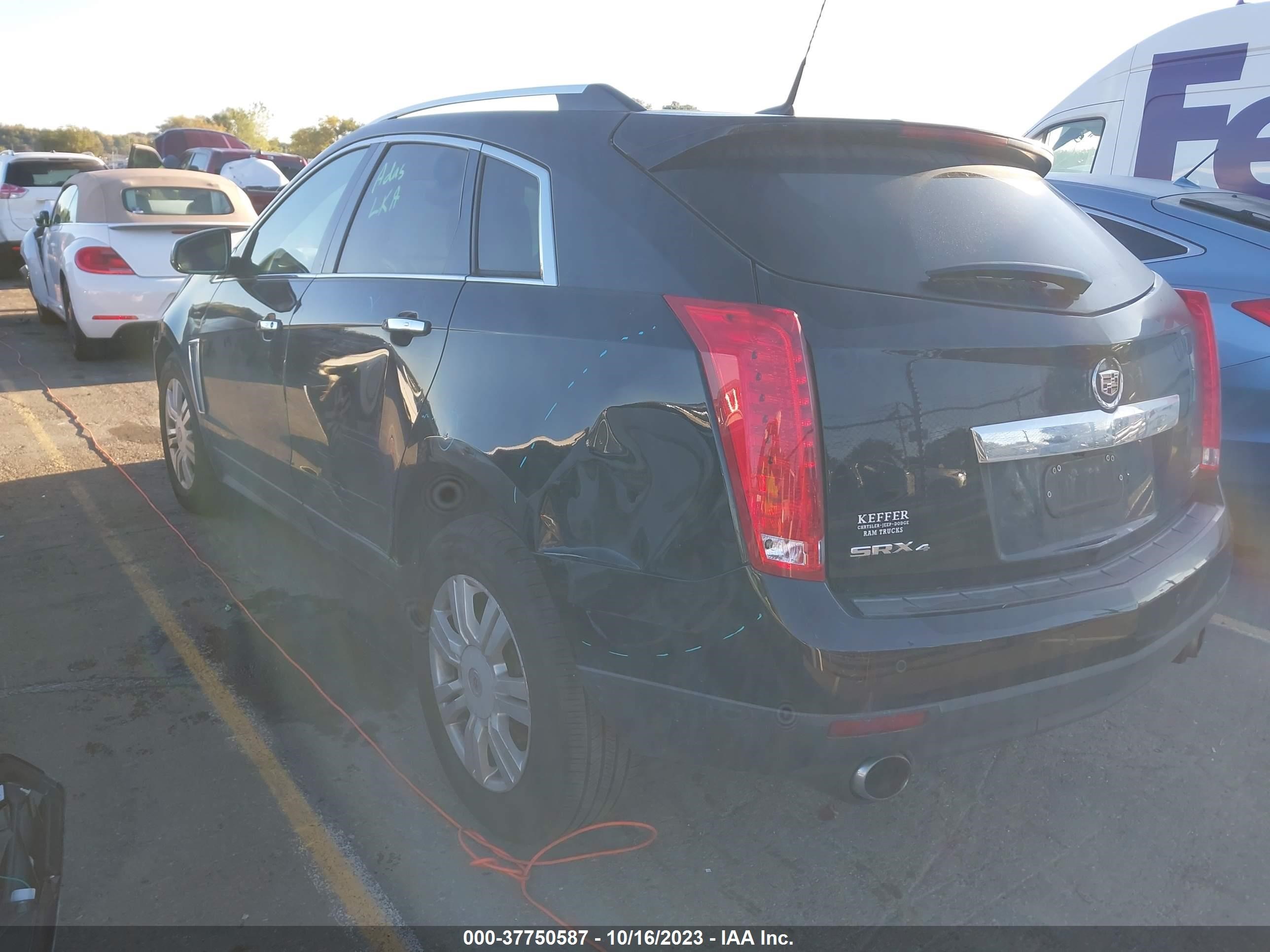 Photo 2 VIN: 3GYFNGE38DS615475 - CADILLAC SRX 