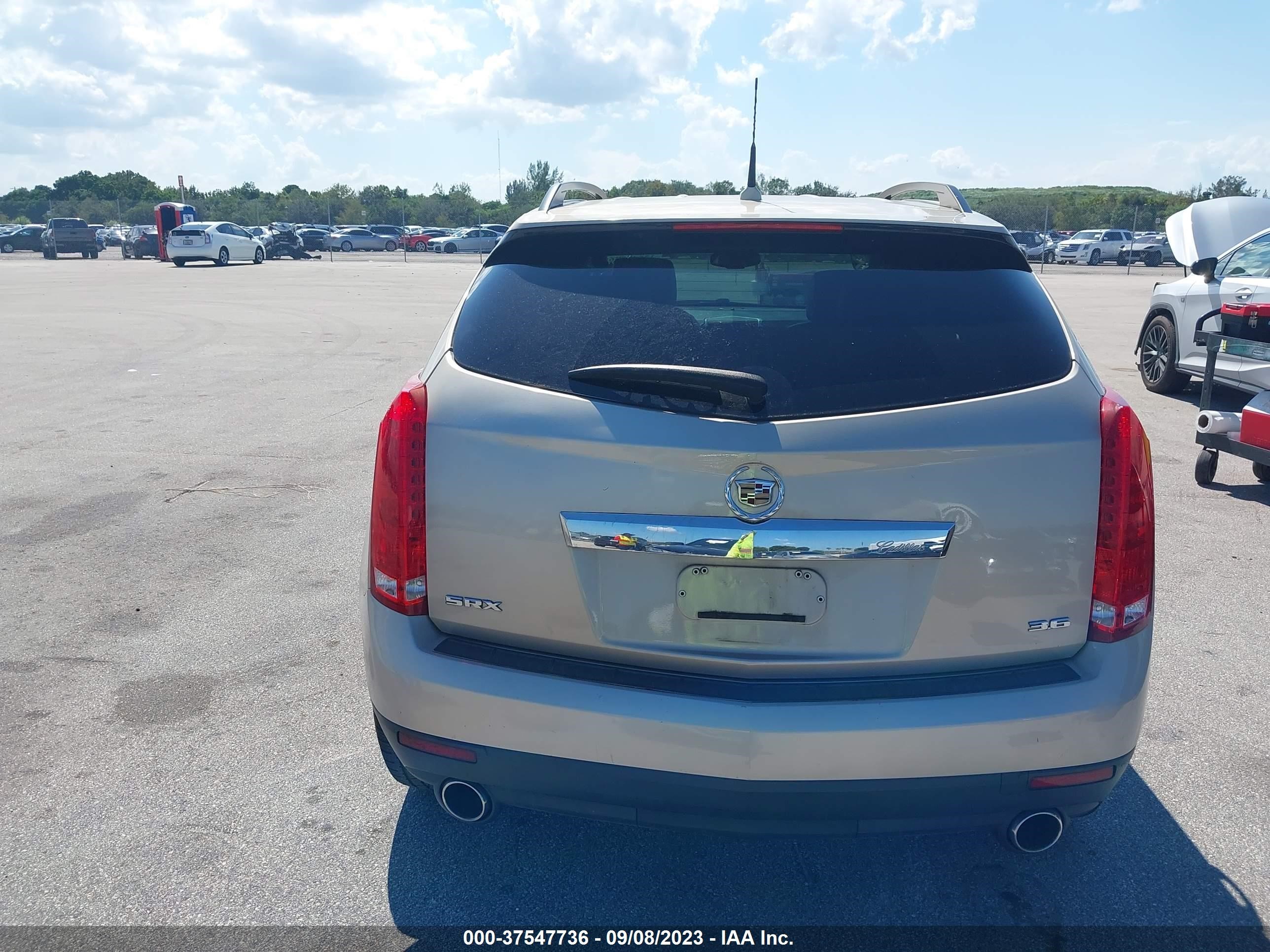 Photo 15 VIN: 3GYFNGE39CS606489 - CADILLAC SRX 