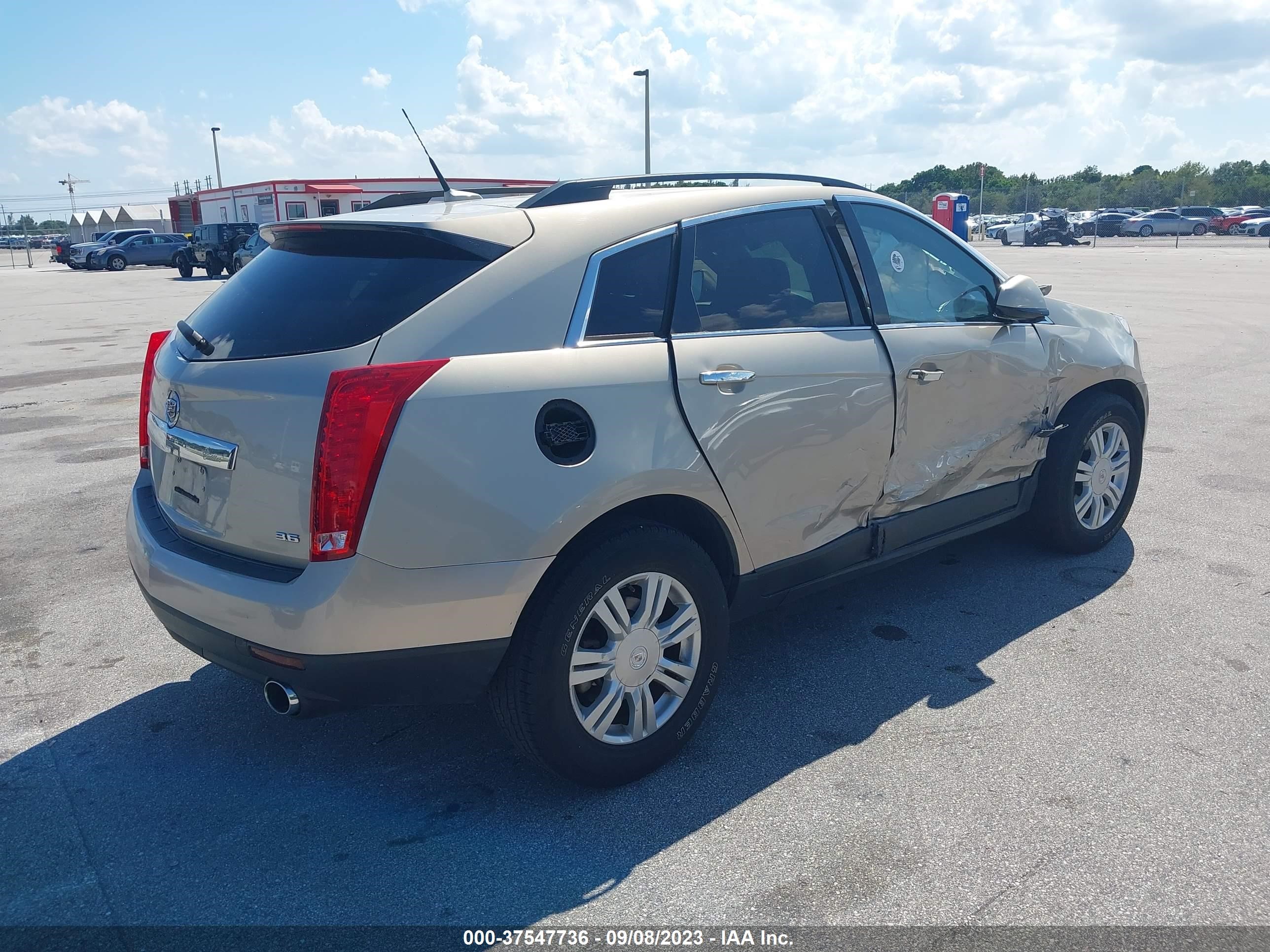 Photo 3 VIN: 3GYFNGE39CS606489 - CADILLAC SRX 