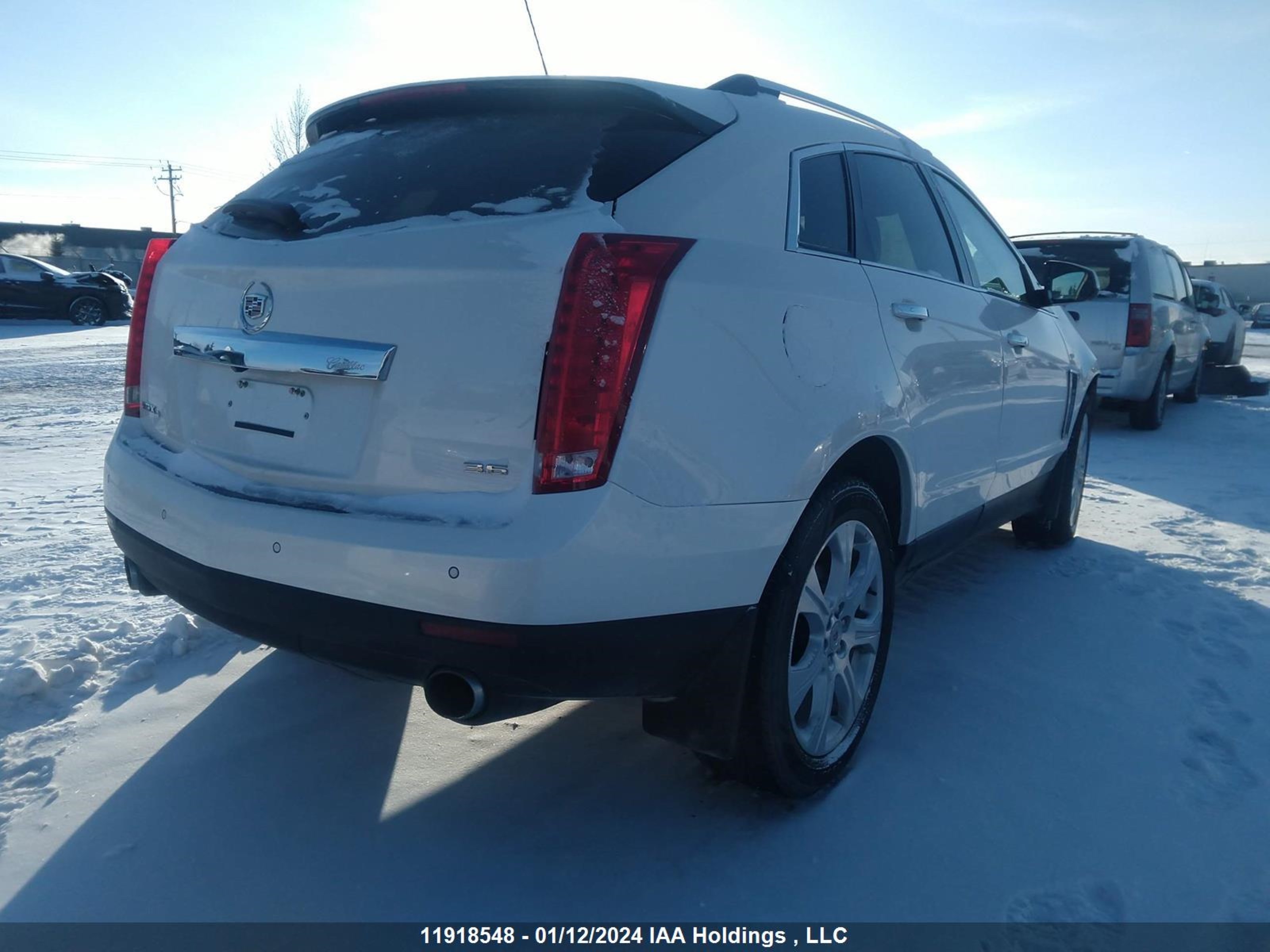 Photo 3 VIN: 3GYFNGE3XFS586452 - CADILLAC SRX 