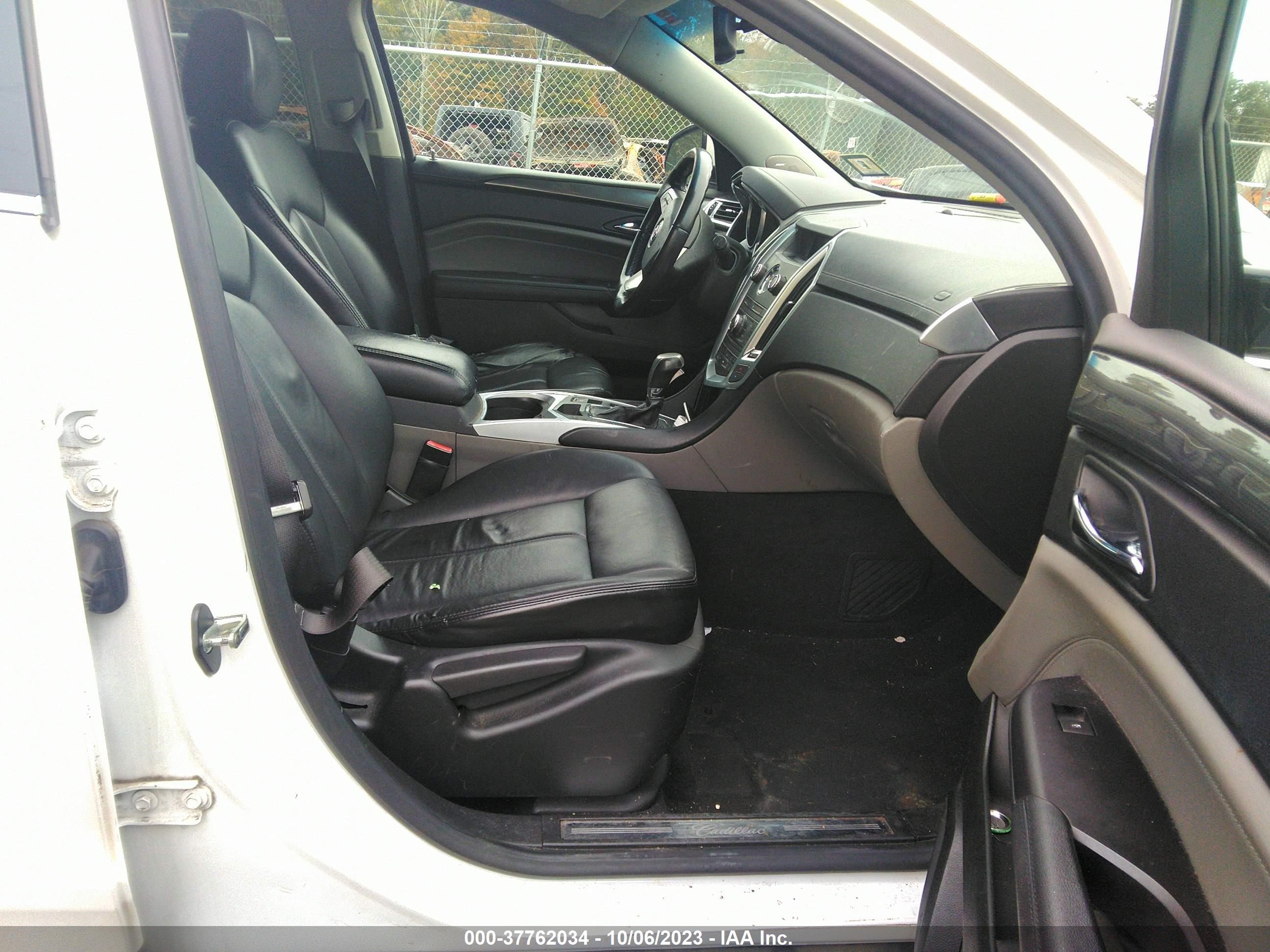 Photo 4 VIN: 3GYFNGEY5BS594920 - CADILLAC SRX 