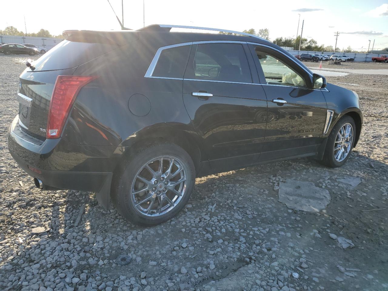 Photo 2 VIN: 3GYFNJE3XDS651813 - CADILLAC SRX 