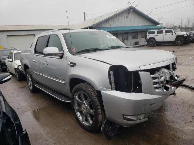 Photo 3 VIN: 3GYT4MEF1BG305750 - CADILLAC ESCALADE E 