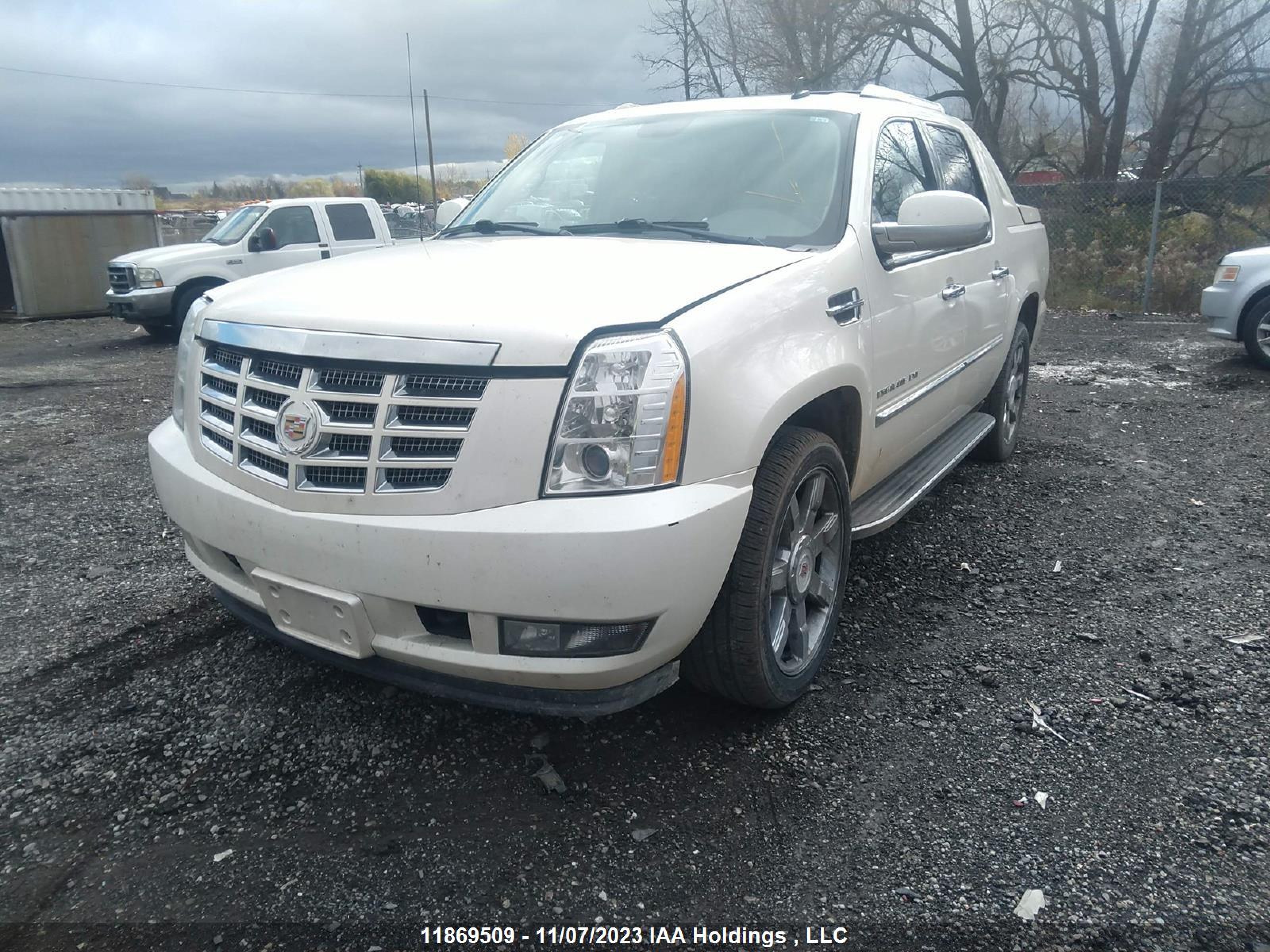 Photo 1 VIN: 3GYT4MEF1DG164164 - CADILLAC ESCALADE 