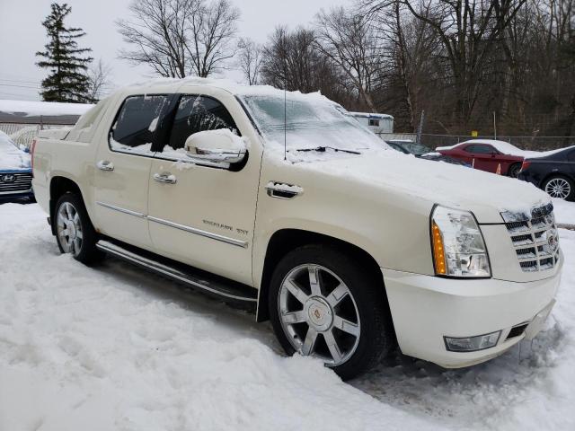 Photo 3 VIN: 3GYT4MEF2DG313424 - CADILLAC ESCALADE 