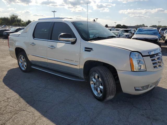 Photo 3 VIN: 3GYT4MEF7BG131084 - CADILLAC ESCALADE E 